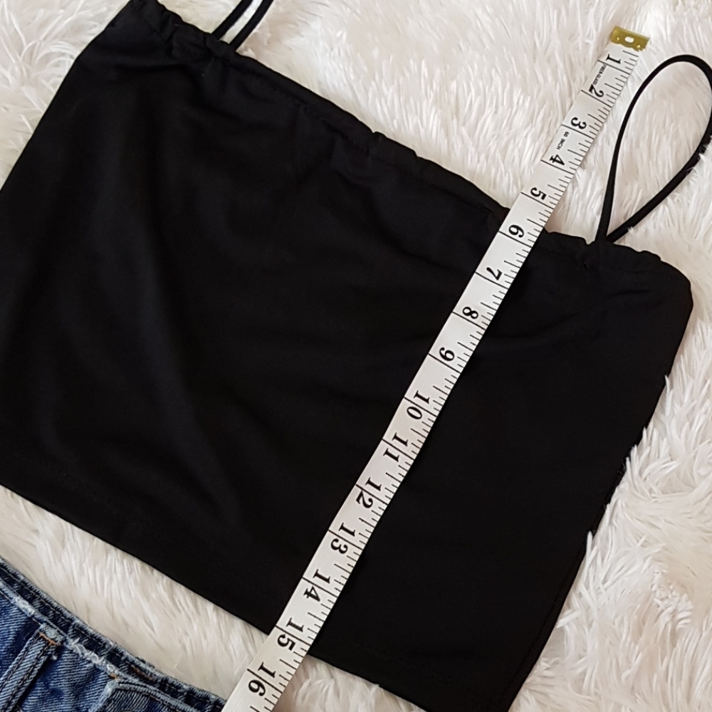 GIFTED🥰☕BLACK STRAP SUMMER SIMPLE CROP TOP ☕ - Picture 5 of 5